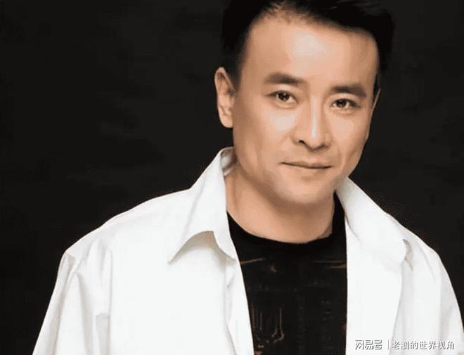 恩愛十幾年難抵殘酷現(xiàn)實？羅鋼娶小23歲郝蕾年齡差原來不算坎(圖14)